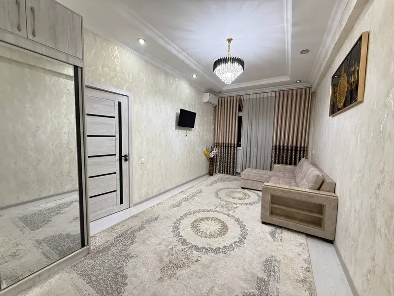 ПРОДАЁТСЯ квартира Юнусабад 19 квартал Новостройка 3