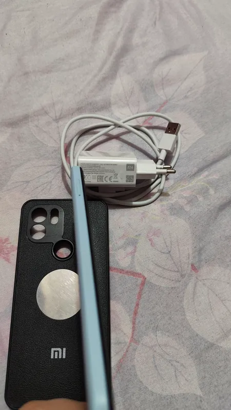 Sotiladi sro'chna Redmi A2+ xolati yaxshi — фото 3