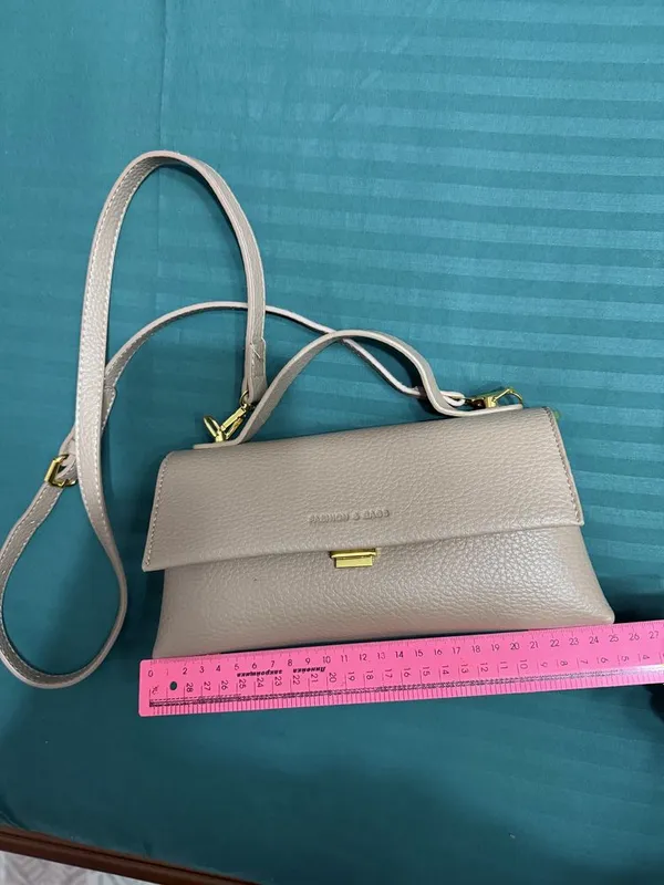продам каждую по 100 тысяч в отличном состоянии 6 продам каждую по 100 тысяч в отличном состоянии 6