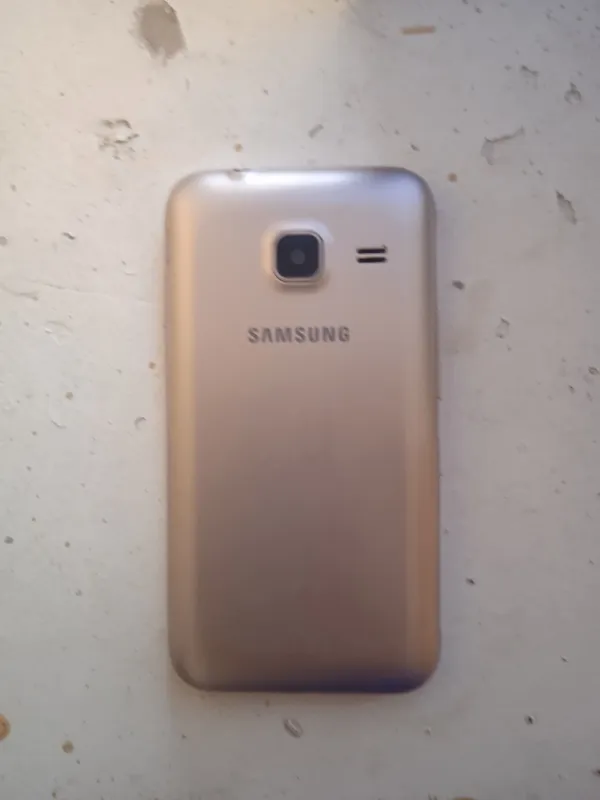 Samsung j1 mini — фото 1