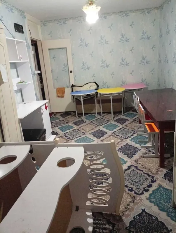 Киргули Дружбада роддом якинида 1 хонали ижара