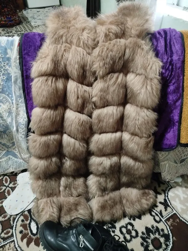 Shuba sotiladi 100 ming sum