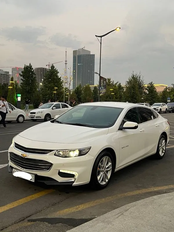 Chevrolet Malibu 2.4 Atmosferniy Bez Lyuk 2017 Srochno — фото 2