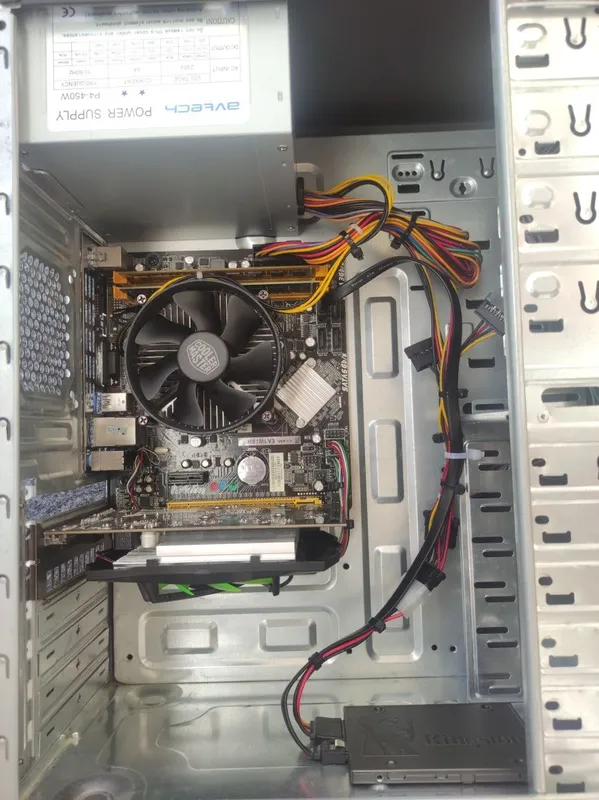 Полный комплект ПК: 16GB DDR3 RAM / i3-4130 / SSD 120 / Монитор 18.5" — фото 5