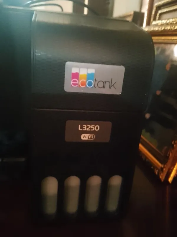 Epson L3250 sotiladi Wi-fi bor