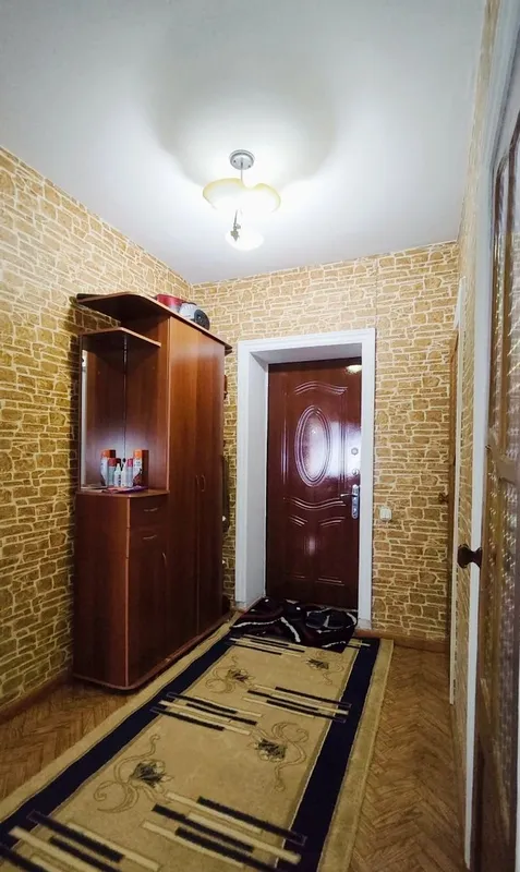 Дом на продажу_ Двухкомнатная квартира: 2 Дом на продажу_ Двухкомнатная квартира: 2