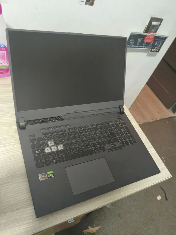 Asus Rog G17 360Hz , rtx 3060 6gb , Ryzen 7 6800H, ddr5 16/512 6 Asus Rog G17 360Hz , rtx 3060 6gb , Ryzen 7 6800H, ddr5 16/512 6