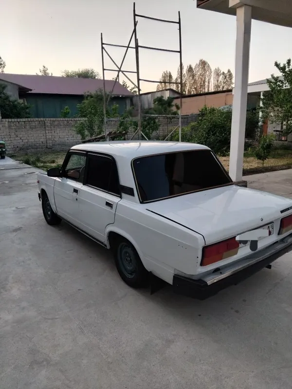ВАЗ 2107, газ есть, год 2000 3 ВАЗ 2107, газ есть, год 2000 3