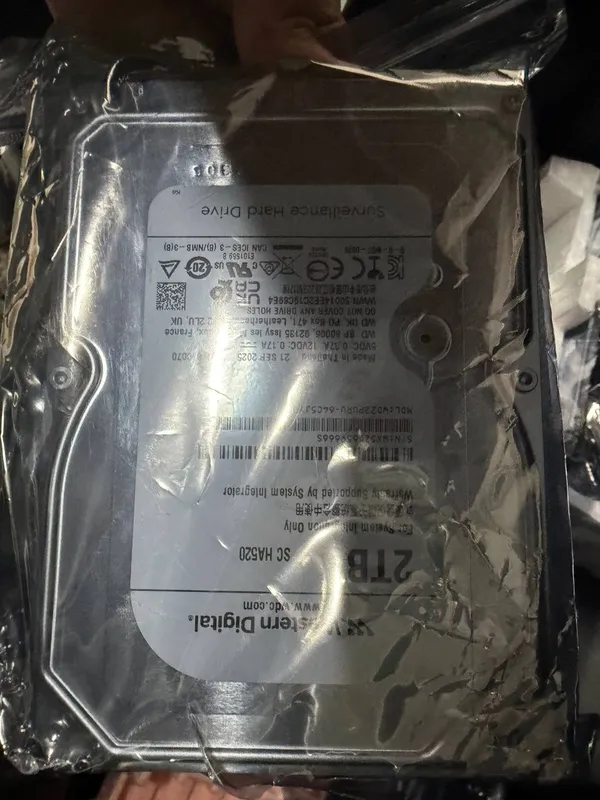 Segate 10 tb HDD Skyhawks жёсткий диск hard disk — фото 3