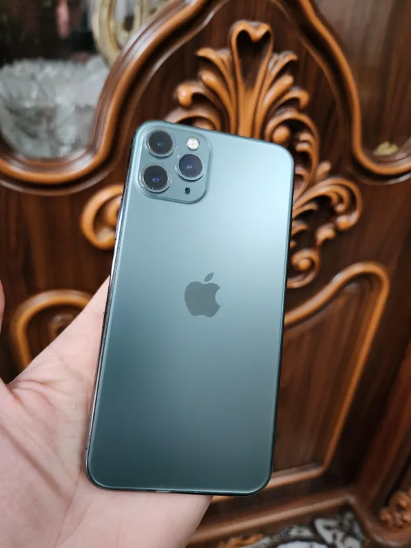 iPhone 11 Pro J/A 64 ГБ, аккумулятор 100%, срочно 9