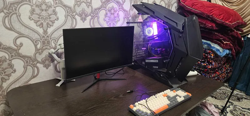 Kompyuter keys I7- 9700K Kompyuter keys I7- 9700K