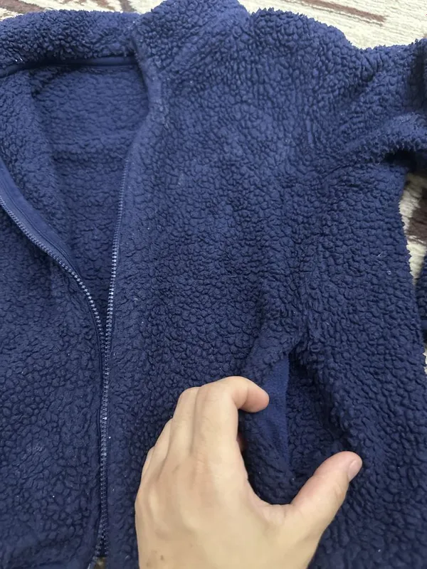 Кофта uniqlo мягкая тепла на 5/6 лет 2 Кофта uniqlo мягкая тепла на 5/6 лет 2