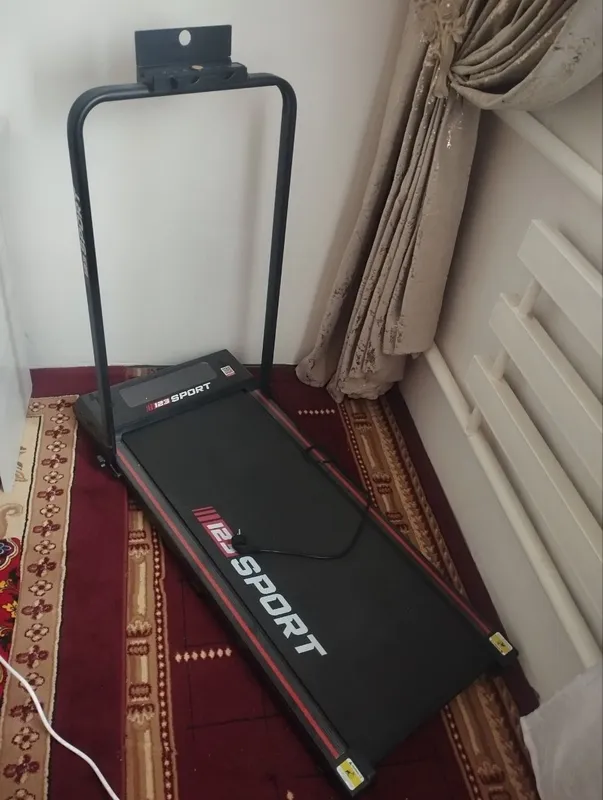 Yugurish yo‘lagi sotiladi Holati: yaxshi, kam ishlatilgan. Uy