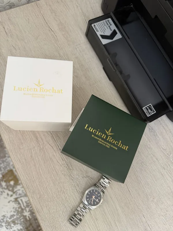 Часы, Lucien Rochat 5 Часы, Lucien Rochat 5