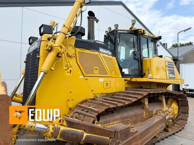 Komatsu D155AX-8 бульдозер — фото 3