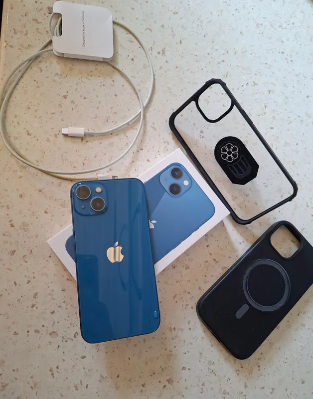 iPhone 13