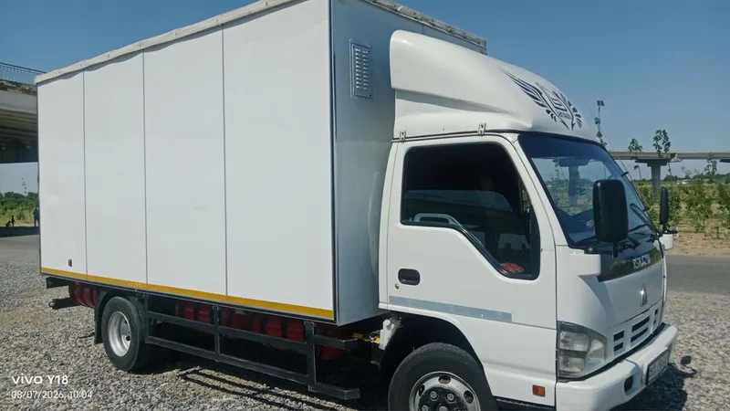 Isuzu 34 000 ming $ 1 Isuzu 34 000 ming $ 1