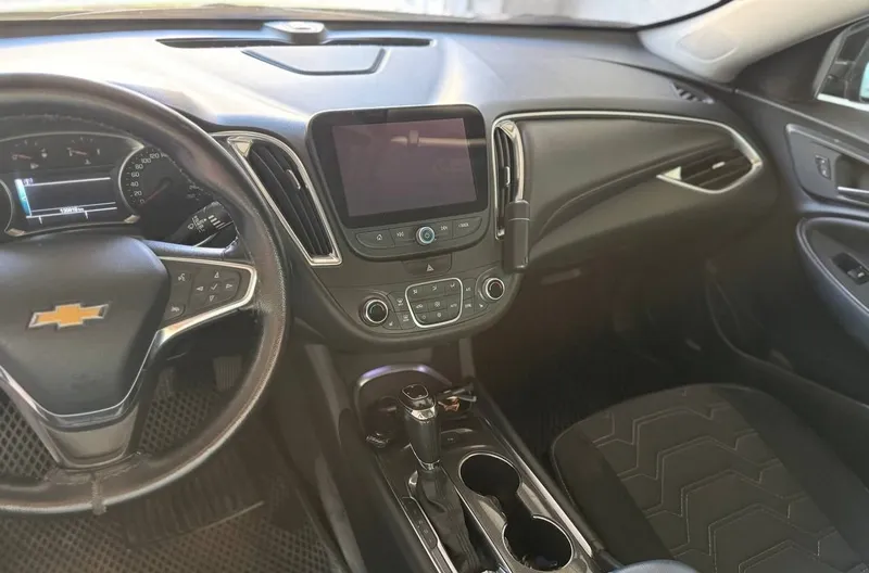 Shoshilinch Malibu 2 2018 sotiladi 3 Shoshilinch Malibu 2 2018 sotiladi 3