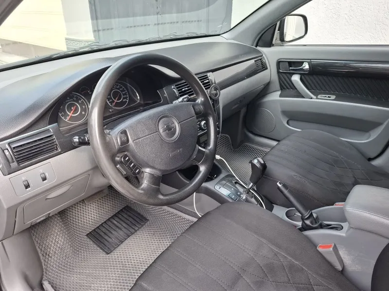 Chevrolet Lacetti qora 2019 yil 160.000 km masofa bosgan holati yahshi — фото 5 Chevrolet Lacetti qora 2019 yil 160.000 km masofa bosgan holati yahshi — фото 5
