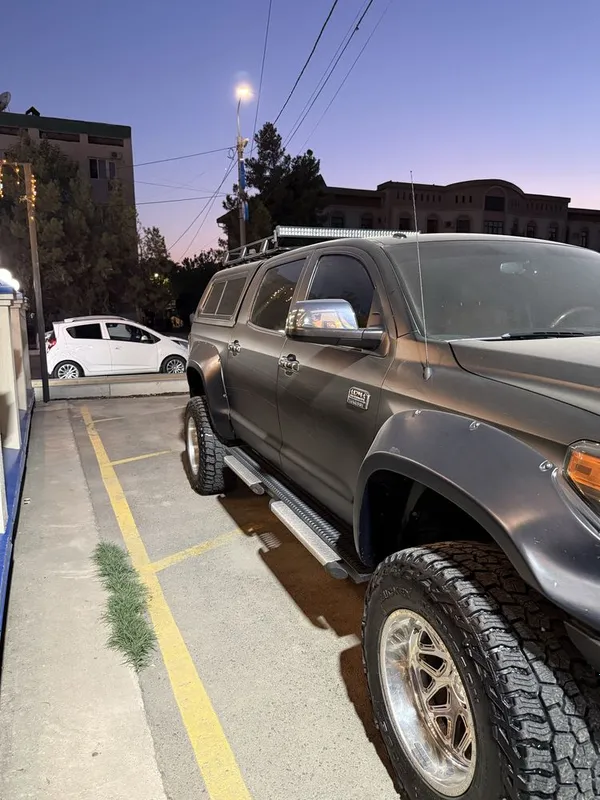 Toyota Tundra lifting 5.7 picap 2 Toyota Tundra lifting 5.7 picap 2