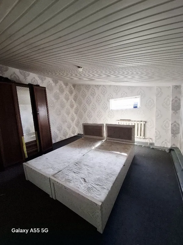 Srochno arenda oilaga Chilonzor Xozirobod mahallada Xovlini 2 xonasi