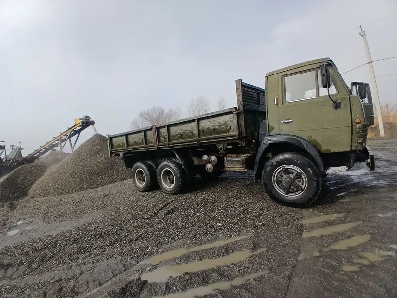 Selhoz kamaz sotiladi moshin ishga tayyor Mator karobka qilingan 4