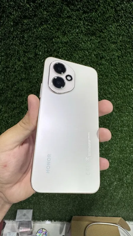 Honor 400 5G srochno sotiladi
