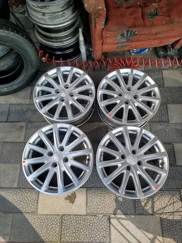 Srochniy Gentra R15 diska sotiladi donaligi. 2 Srochniy Gentra R15 diska sotiladi donaligi. 2