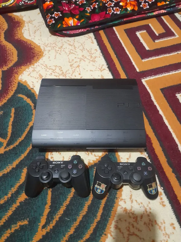 PlayStation 3 holati yaxshi xotira 500 Gb pulti 2 ta