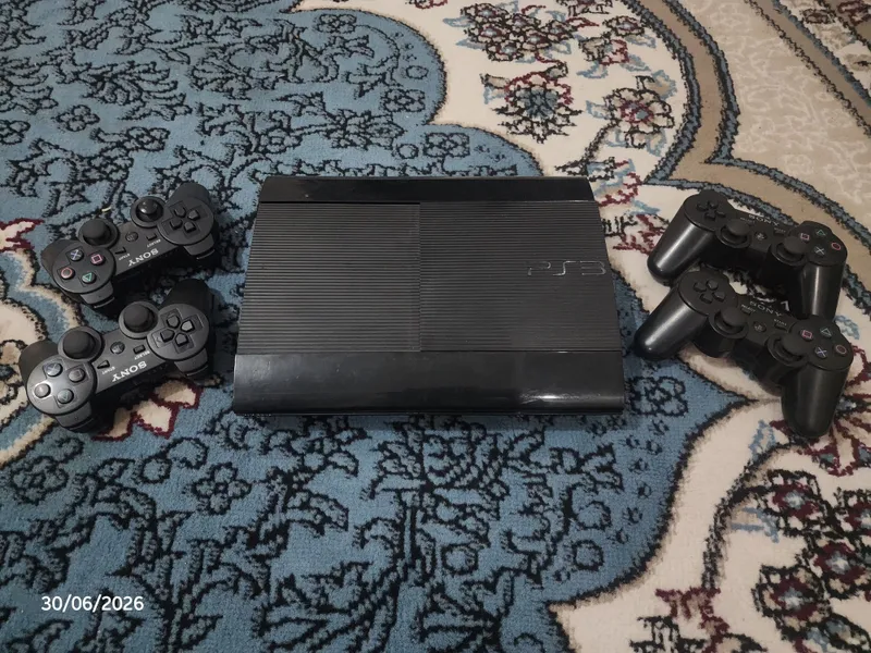 PlayStation 3 super slim arzon narxda ful kamplekt 3
