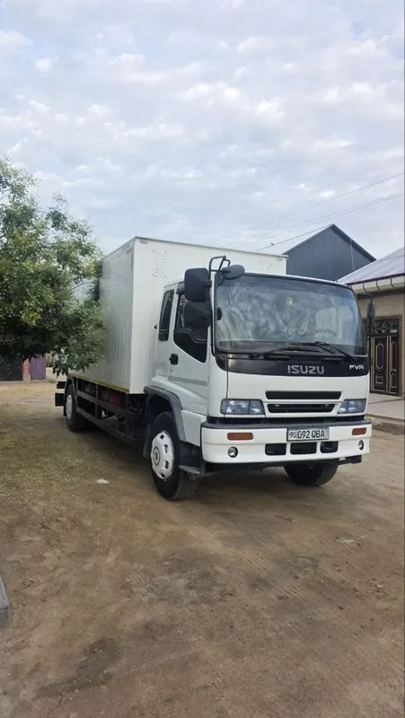 Isuzu 2021 yil 10 tonnalik 1 Isuzu 2021 yil 10 tonnalik 1