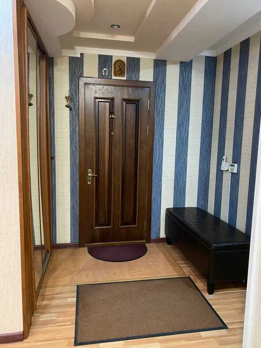 3-комнатная квартира в аренду, Мирзо-Улугбек (Буюк Ипак Йули, Ц-1) 9