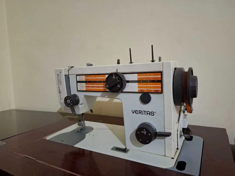 Tikuv mashinasi Veritas 1 Tikuv mashinasi Veritas 1