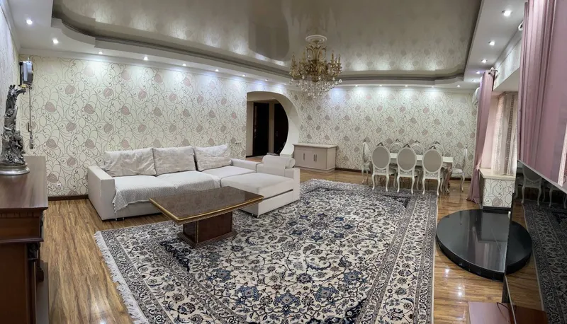 Продаётся 7-комнатная двухуровневая квартира, 286 м², 6/10, Яккасарайский район (Ракат махалля) — фото 1