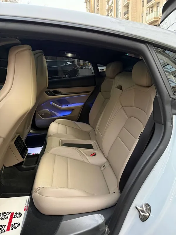 Продается свой Porsche Taycan — фото 6
