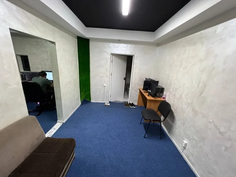 Аренда под офис 30кв.м 2 комната, 3минут от метро Шахристан 300у.е 4 Аренда под офис 30кв.м 2 комната, 3минут от метро Шахристан 300у.е 4