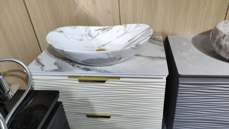 Ossoceramics. Mebel PVC. Dush i rakovina smisitel 6