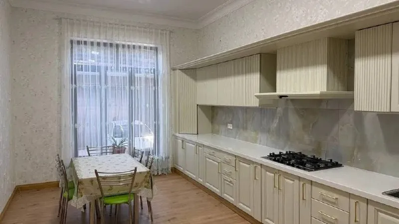 7-комнатная квартира, 374 м2, Мирзо Улугбек 2