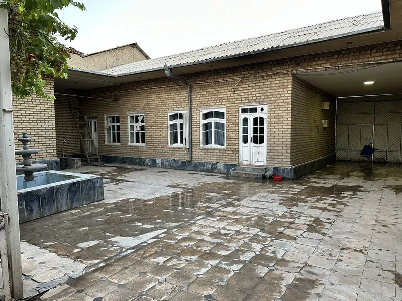 Buktaroy qishlog’idan yashash uchun barcha qulayliklarga ega uy sotila 4 Buktaroy qishlog’idan yashash uchun barcha qulayliklarga ega uy sotila 4