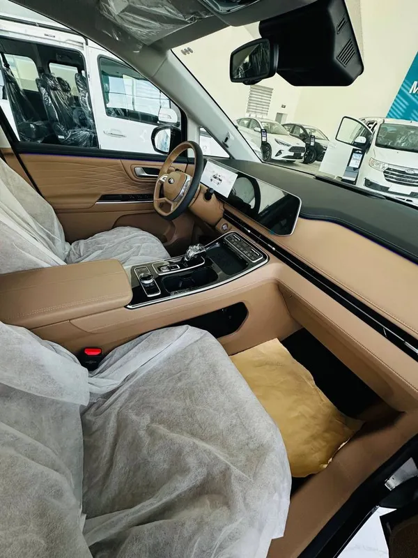 Jac Rf8 Miniven 7irinli benzin ikki litr turbo — фото 3