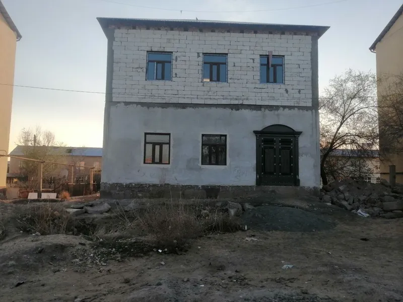 Чёрновой 2 этаж Уй Сатылады 430млн келисимли