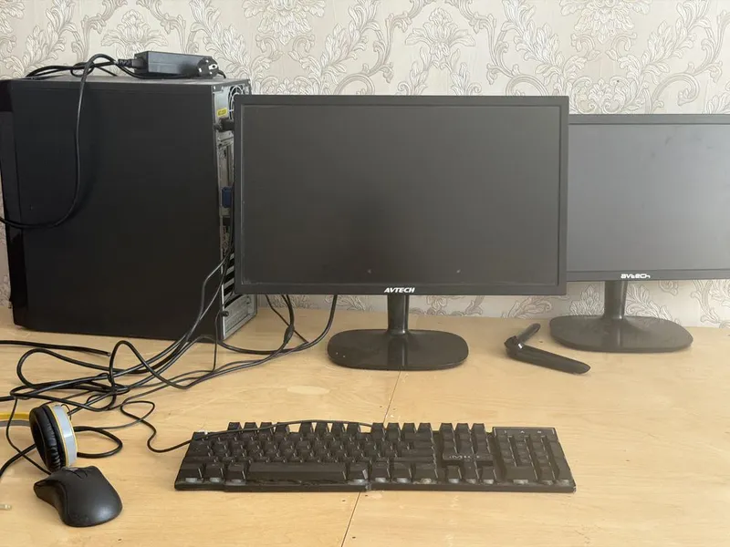 Avtech kompyuter 1 Avtech kompyuter 1