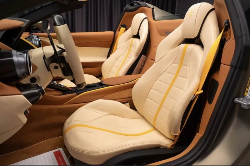 Ferrari 812 GTS 06/2023 new 7 Ferrari 812 GTS 06/2023 new 7