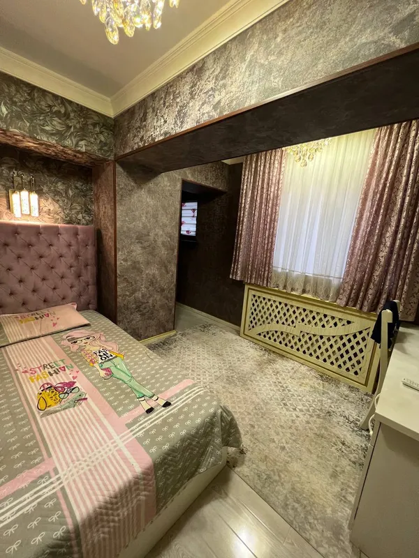 3-комнатная квартира, 94м², 2/5 этаж (вторичка)