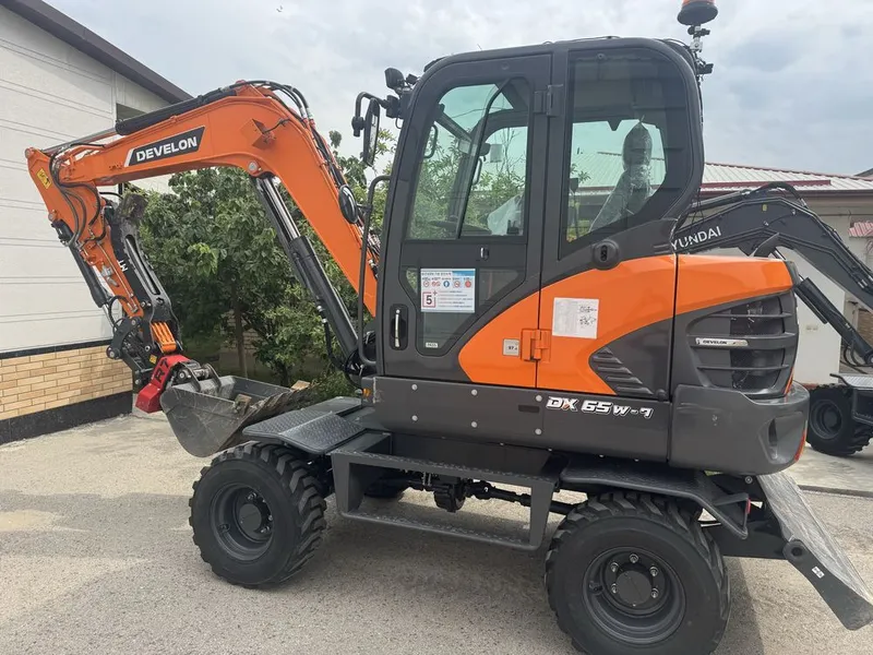 Exkavator DX 65w-7 2025-yil ishlagan soati 85