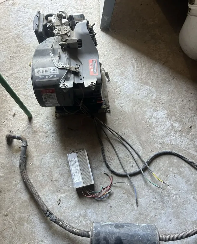 Generator (muravey) dvijok sotiladi 72v 2 Generator (muravey) dvijok sotiladi 72v 2