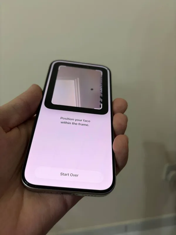 iPhone 15 Pro 128GB Natural Titanium — фото 6