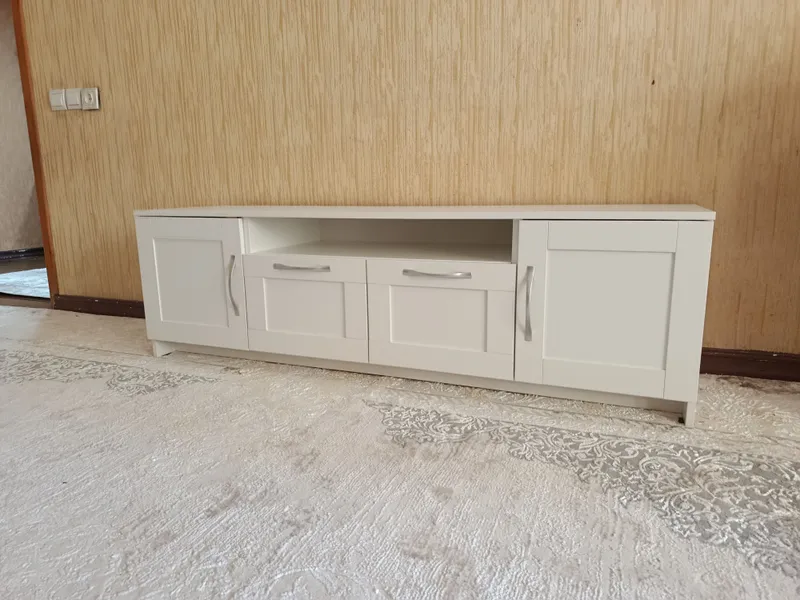 Тв тумба 2 двери и 2 ящика