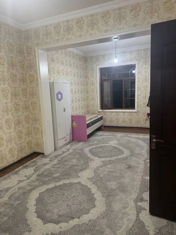10 хона . 5соток. Абдурахмон .4 санузел. 7