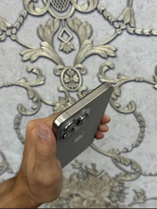iphone 15 pro max 1